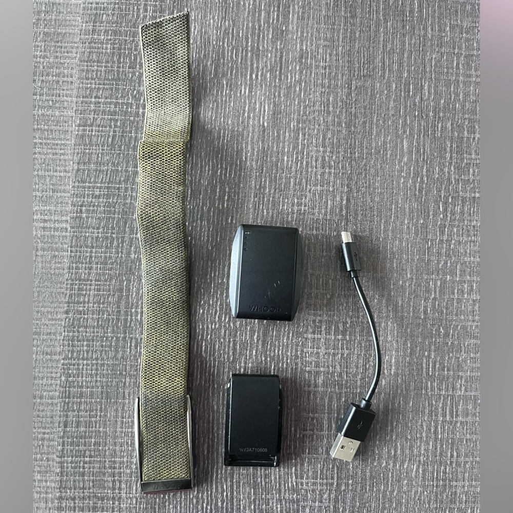 Whoop 3.0 Complete System Olive Green Strap